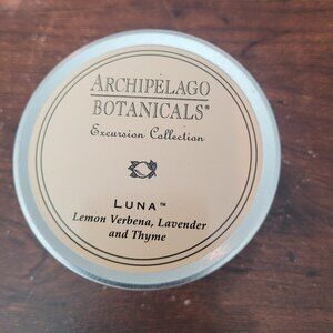 NWT Archipelago Botanicals Excursion Collection Luna candle